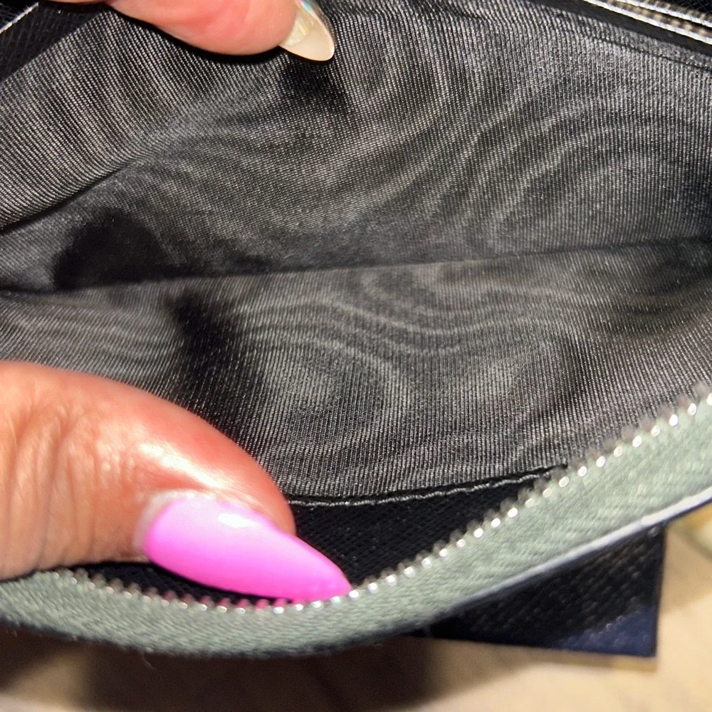 Prada Saffiano Black Leather‎ Large Zip-Around Wallet